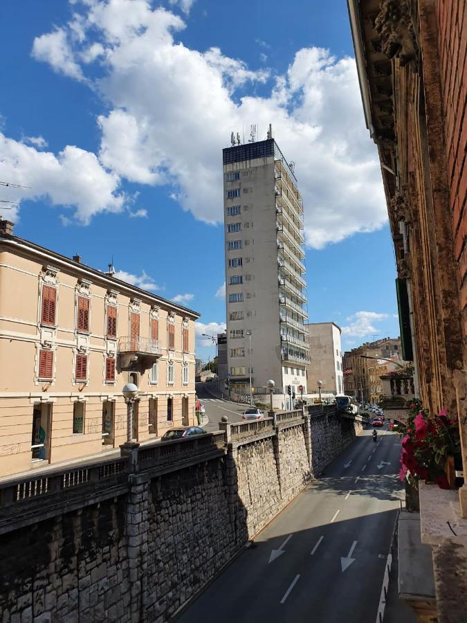 Apartmani DRAGA Rijeka Bagian luar foto